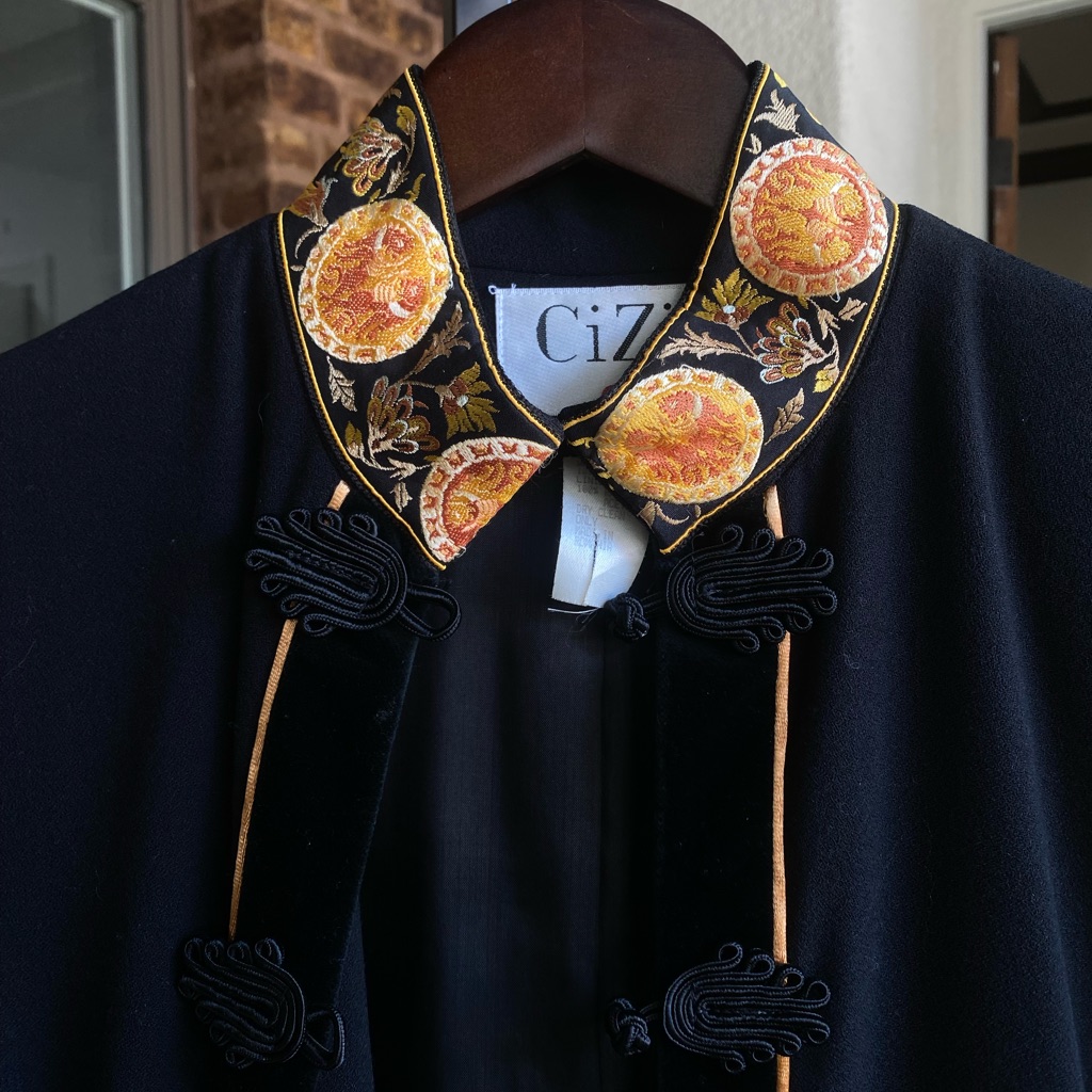Cizi Floral Trim Silk Coat